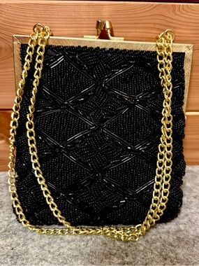 Le Regale Vintage Black Beaded Evening Clutch with Gold Chain Strap